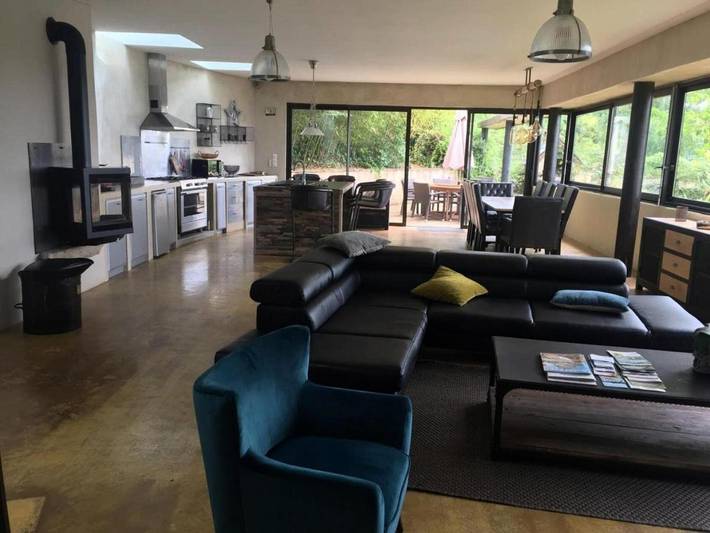 Gîte pour 8 personnes, avec piscine à Altillac - 2