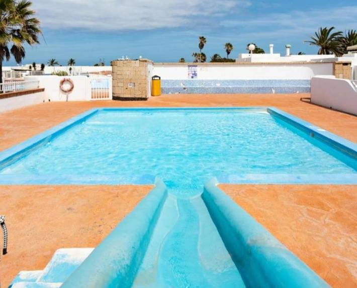 Ferienwohnung für 2 Personen, mit Pool und Terrasse sowie Ausblick - 1