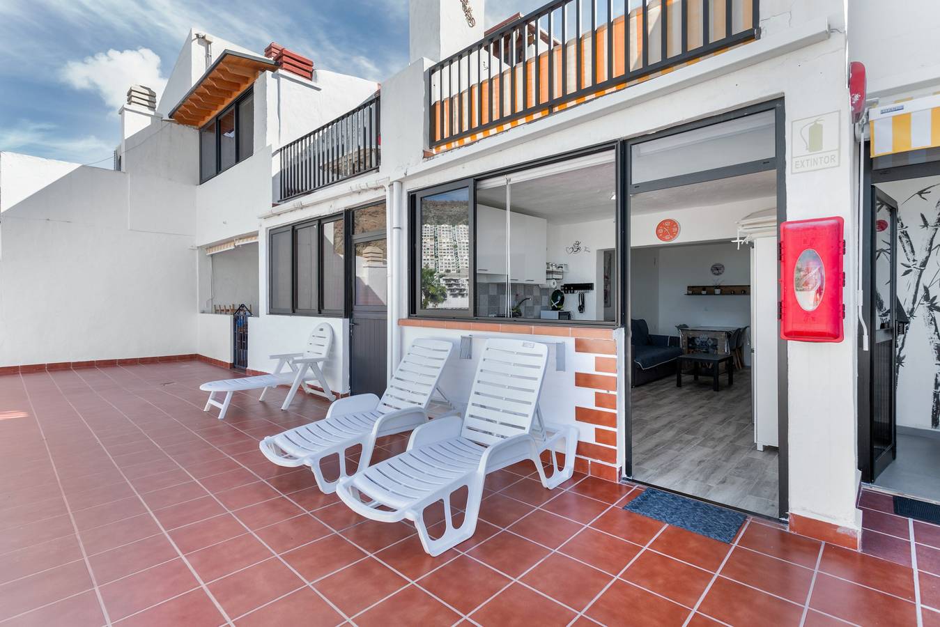 Apartamento entero, Vacaciones 'Daniel House' con vistas al mar, Wi-Fi y aire acondicionado in Playa del Cura, Gran Canaria Sur