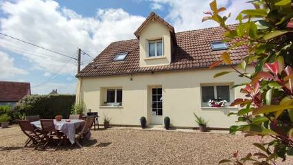 Gîte pour 6 personnes, avec terrasse et jardin à Saint-Julien-de-Chédon