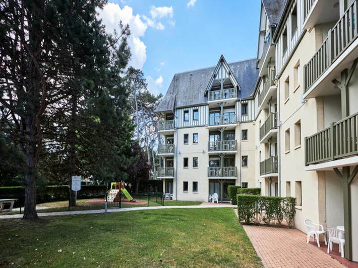 Gîte pour 4 personnes, avec balcon, animaux acceptés dans Plage De Tourgeville - 4