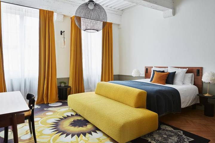 Chambre d’hôte pour 2 personnes, avec Terrasse et Jardin ainsi que Piscine et Sauna à Arbois (homonymie)