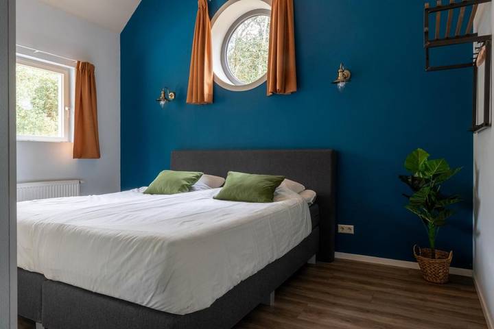 Vakantiewoning voor 12 personen, with Terras and Whirlpool as well as Sauna and Uitzicht in Appelscha