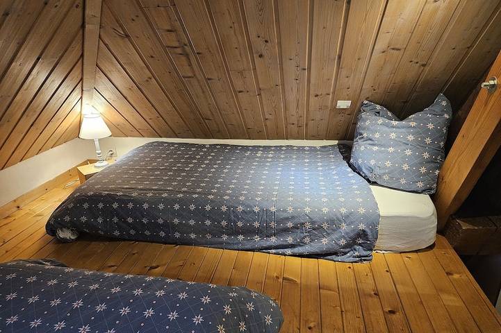 Gîte pour 15 personnes, avec jardin, animaux acceptés à Chantelouve - 3