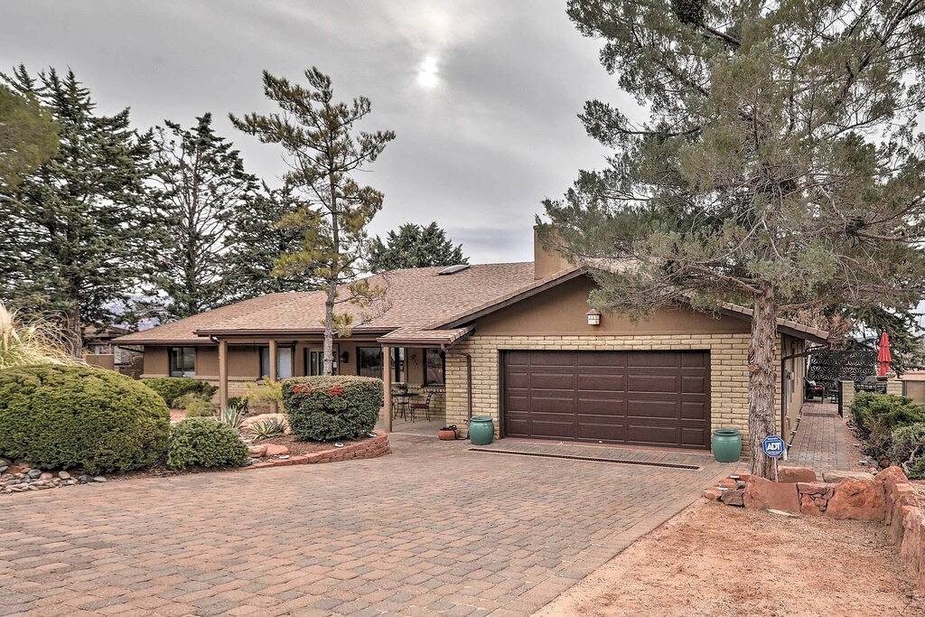 Neu! Sedona Apt mit Patio, Grill & Red Rocks Ansichten! in Sedona, Oak Creek Canyon