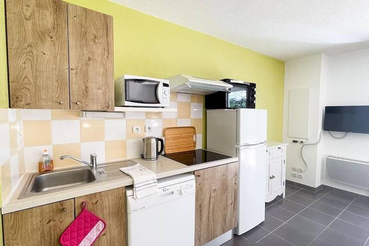 Location de vacances pour 6 personnes, avec piscine et jardin ainsi que vue et bassin pour enfant à Aubignan - 4