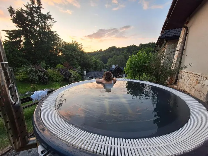 Bed and breakfast for 2 people, with sauna and garden as well as hot tub, with pets - 1