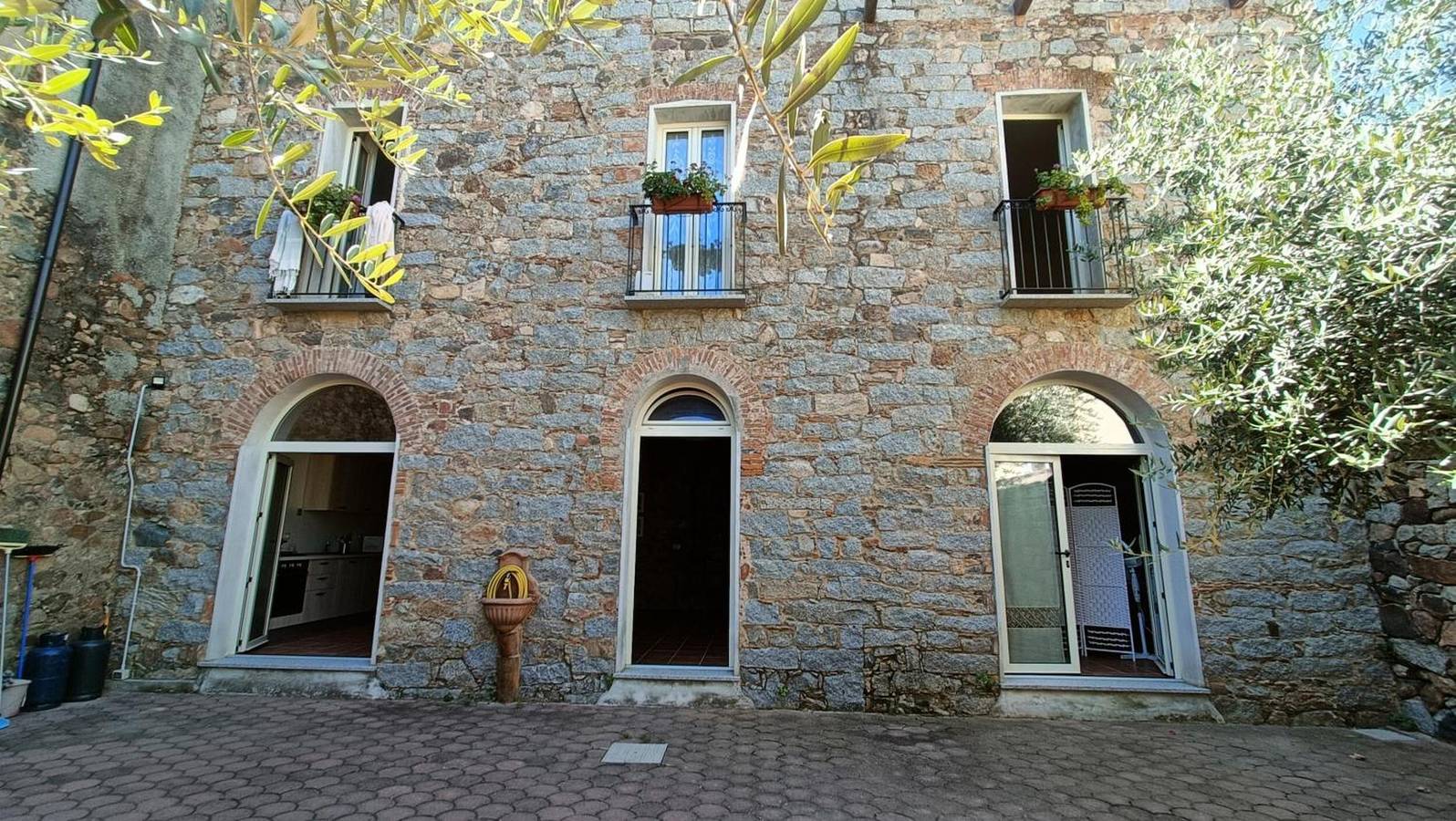 Appartamento intero, Appartamento 'Zia Zaira' con Giardino Privato, Wi-Fi e Aria Condizionata in Bari Sardo, Provincia di Ogliastra