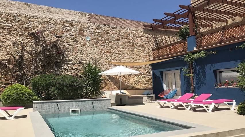 Maison de vacances pour 6 personnes, avec piscine ainsi que terrasse et jardin - 1