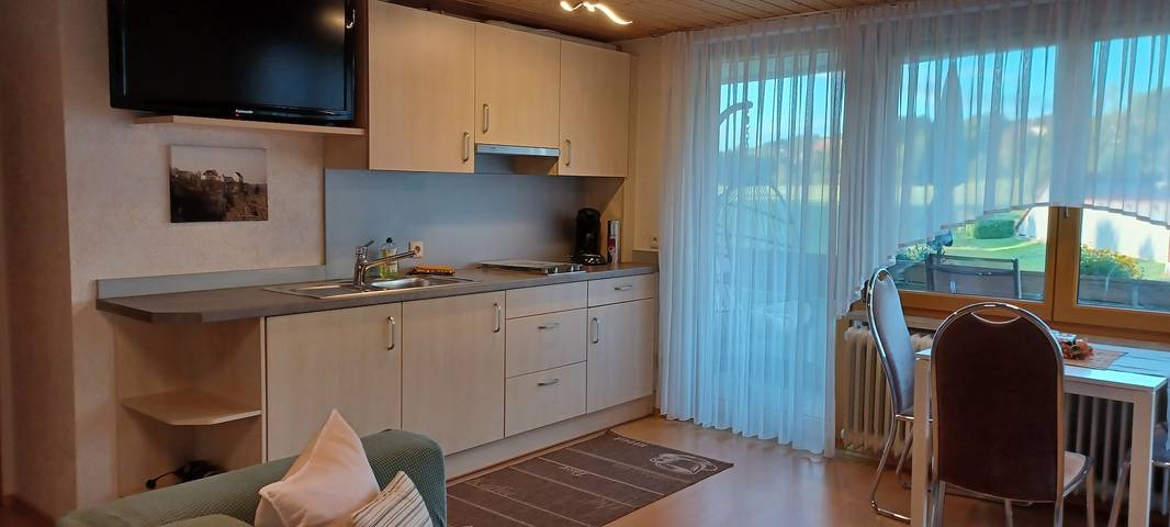 Ferienwohnung für 2 Personen, mit Balkon und Garten, mit Haustier