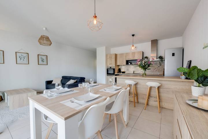Gîte pour 6 personnes, avec Balcon et Terrasse à Cran-Gevrier - 4