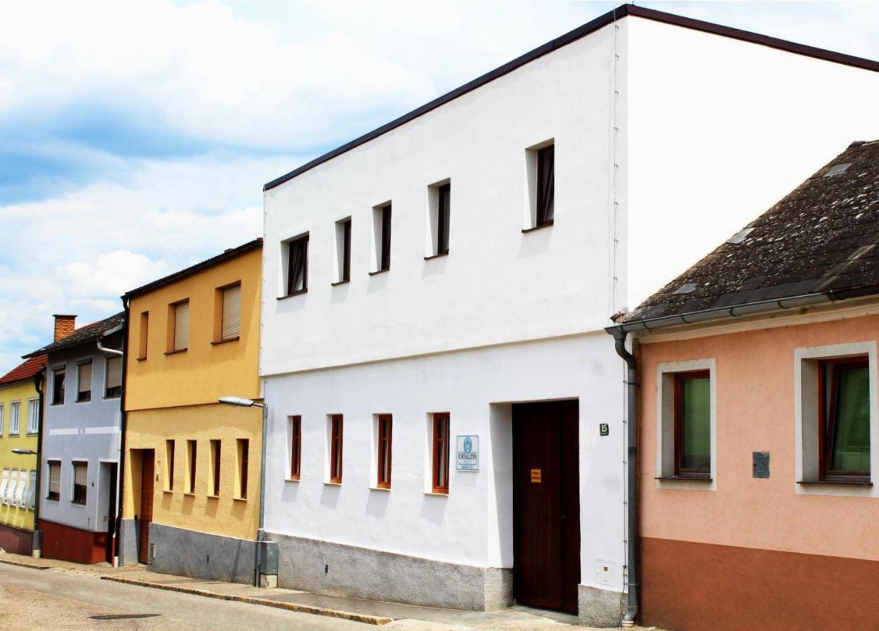 Small Double Room in Langenlois, Kamptal