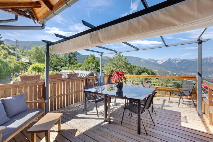Chambre d’hôte pour 2 personnes, avec Jacuzzi et Vue sur le lac à Risoul