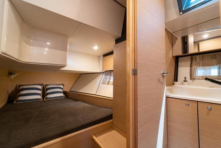 Boot für 8 Personen, mit Ausblick und Terrasse in Italien - 4