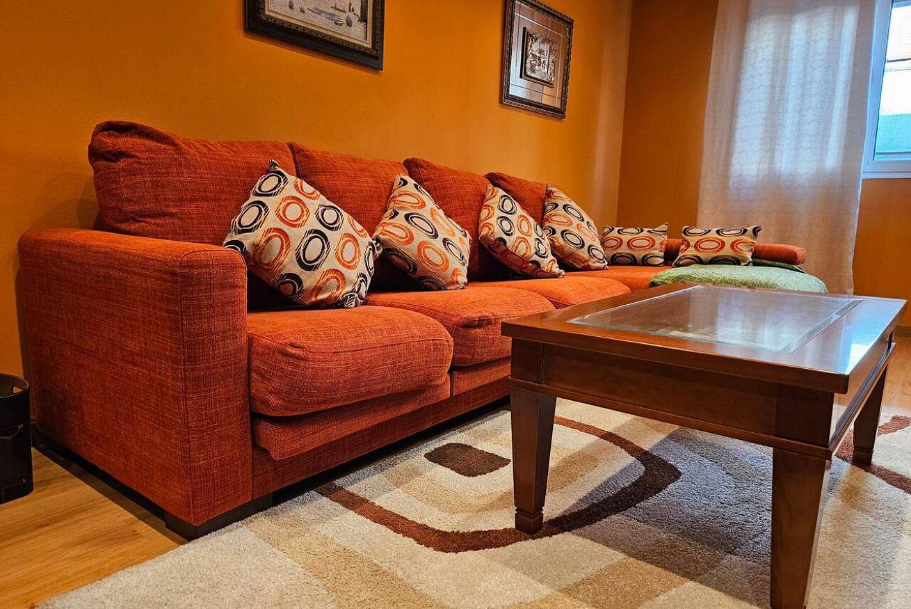 Ganze Wohnung, Charming 101 sqm Apt - Wi-Fi, Full Kitchen, Washer/Dryer in Laviana, Cordillera Cantábrica