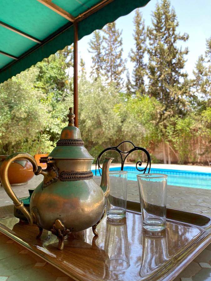 Maison d’hôte pour 2 personnes, avec jardin ainsi que terrasse et piscine, animaux acceptés