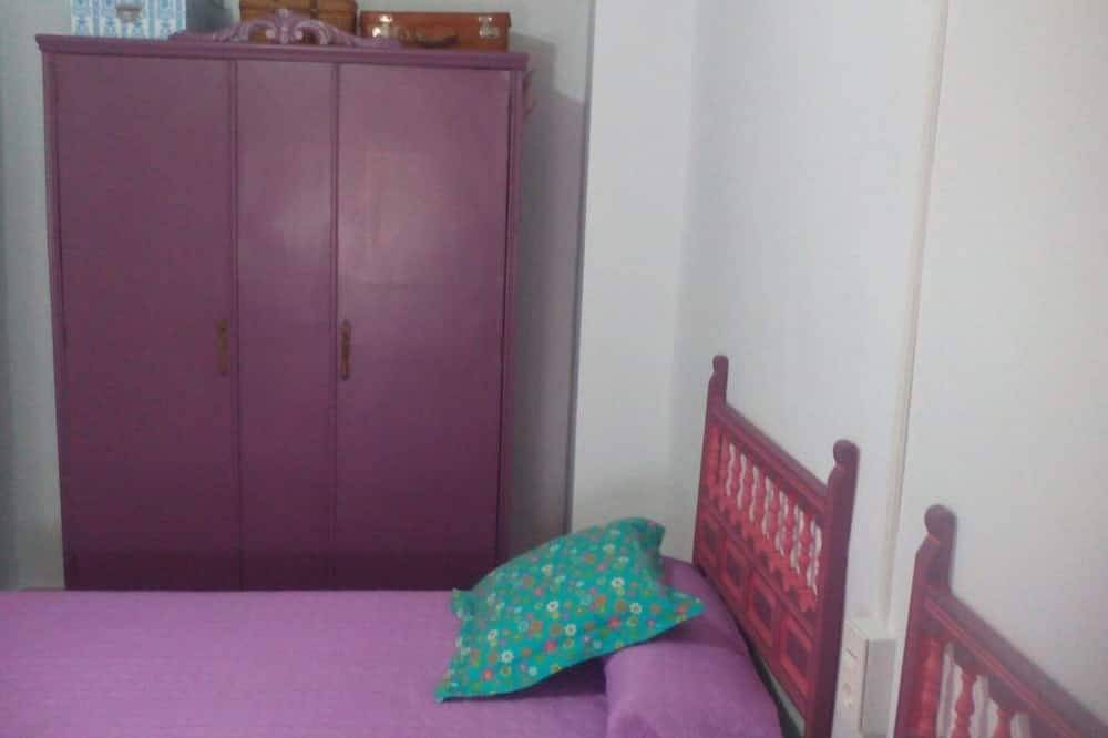 La Casa Azul, Sierra Mágina (Jaén, Úbeda, Baeza) in Mancha Real, Sierras Subbéticas