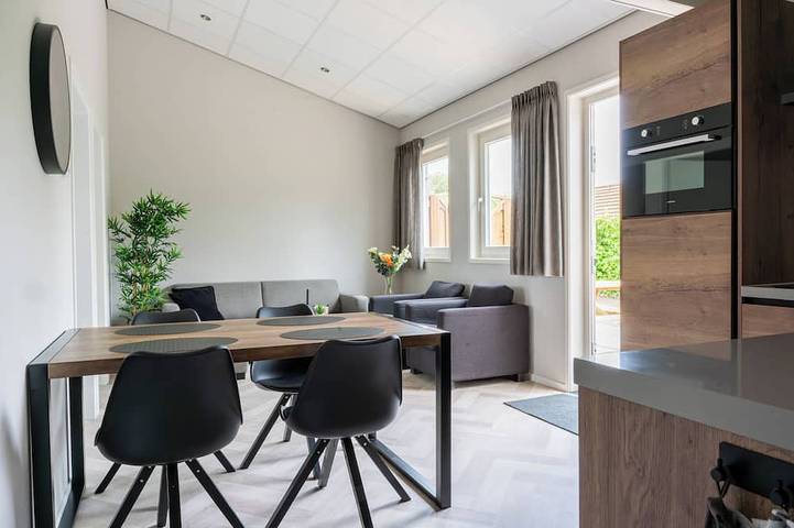 Chalet voor 4 personen, met terras en tuin - 1