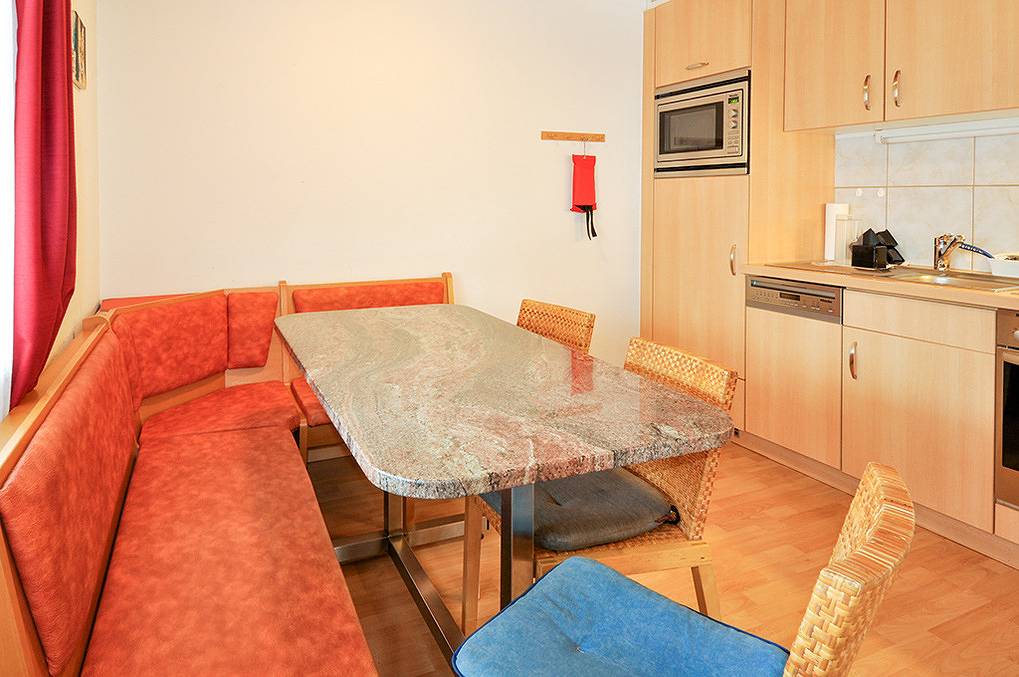 Apartamento vacacional entero, Chalet Dilaila Fewo unten in Grächen, Alpes del Valais