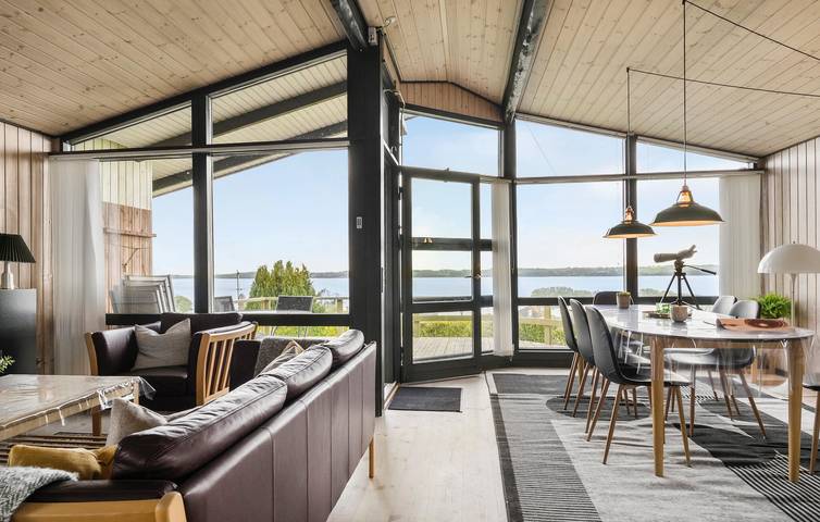 Ferienhaus für 4 Personen mit Terrasse in Skarrev, Apenrade