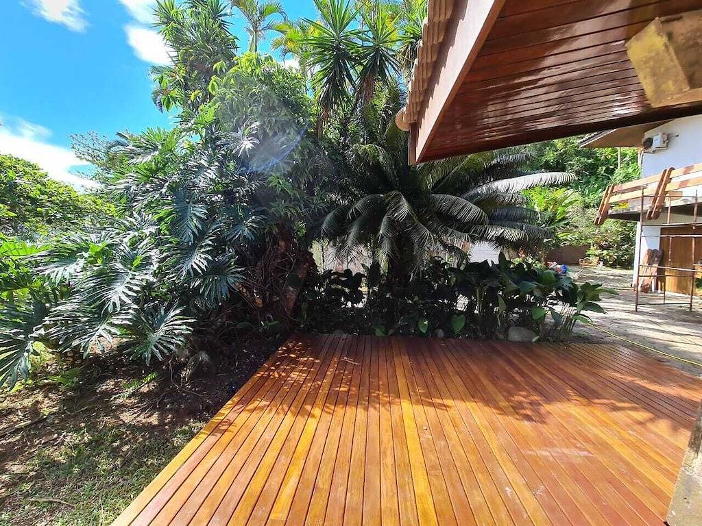 Pé na Areia - Paraíso na Praia da Enseada em Ubatuba in Enseada, Região Metropolitana do Vale do Paraíba e Litoral Norte