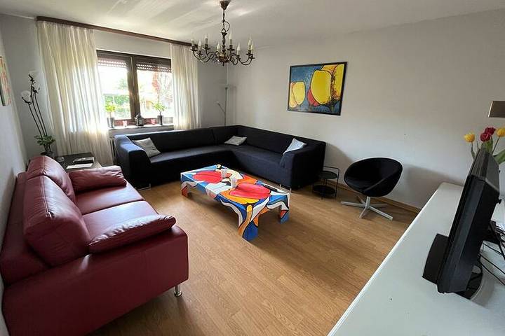 Ferienhaus für 10 Personen, mit Balkon und Garten im Sauerland - 2