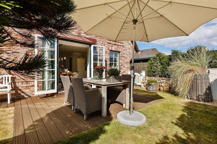 Ferienhaus für 4 Personen, mit Sauna und Garten in Tinnum