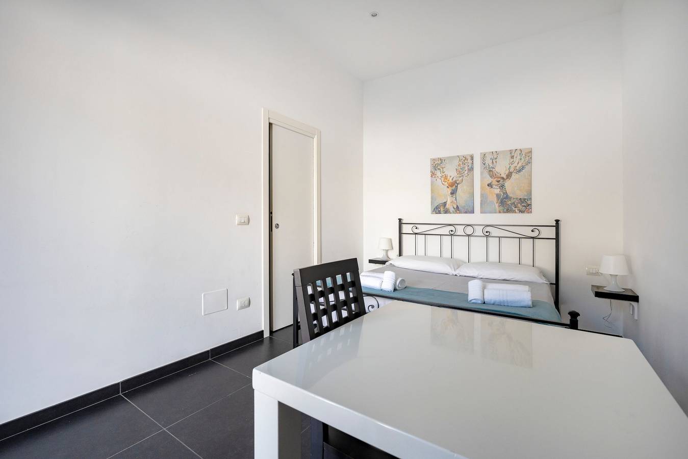 Appartamento intero, Appartamento 'Casa Gelso 3' con terrazza privata, Wi-Fi e aria condizionata in Polignano a Mare, Provincia di Bari