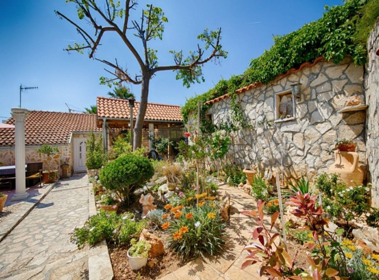 Ganze Wohnung, Ferienwohnung für 2 Personen mit Meerblick in Rukavac, Split-Dalmatien