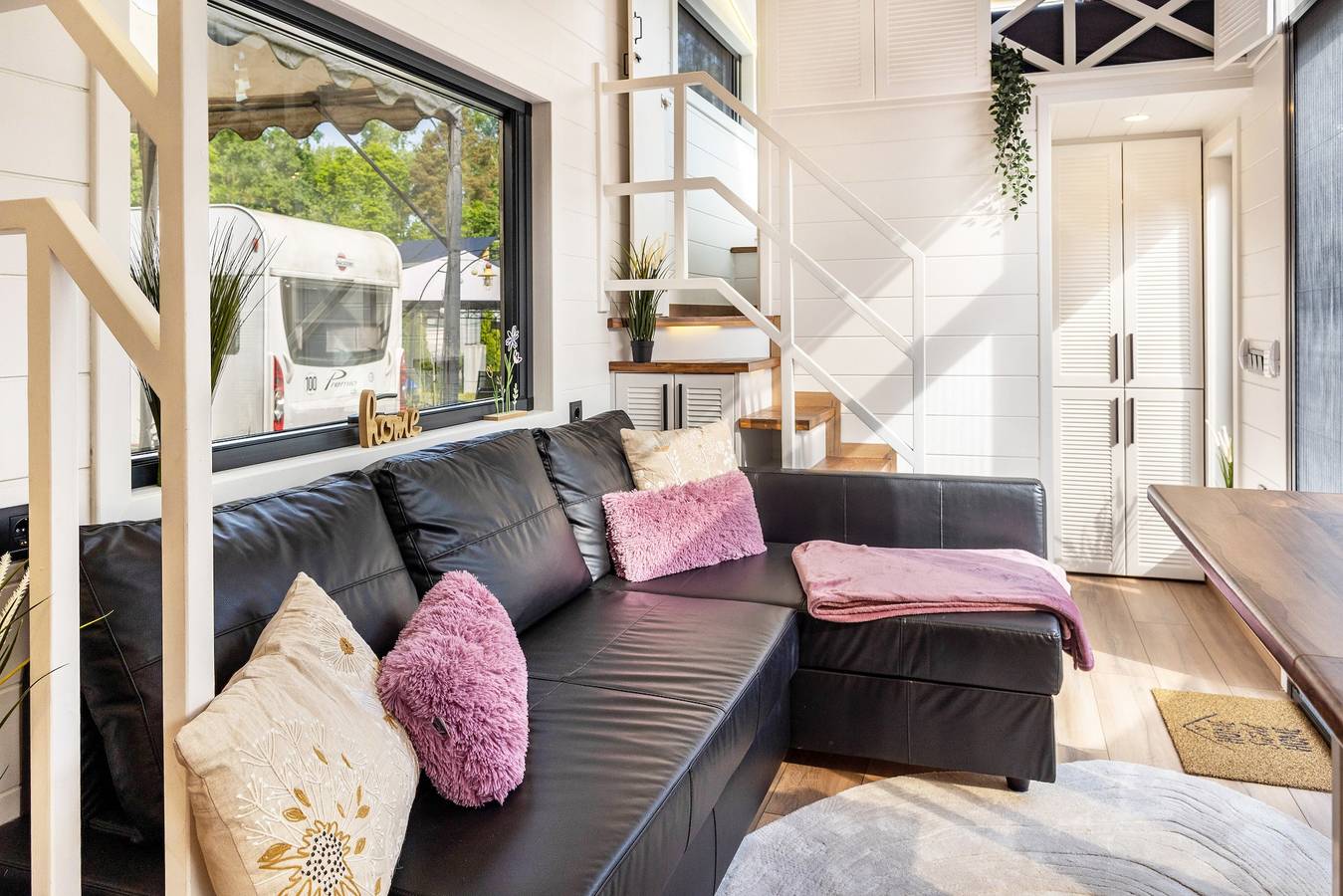 Ganze Ferienwohnung, Tiny House Queen Dream mit privater Terrasse, privatem Garten und Wlan in Brandenburg an der Havel