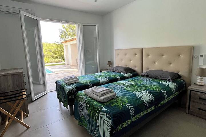Villa Neuve de Charme à Cotignac 4 Suites Spacieuses Immersion Provençale in Cotignac, Región Brignoles