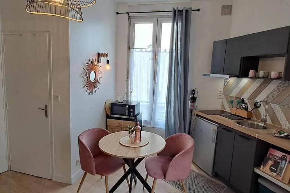 Appartement De Vacances pour 2 Personnes dans Cholet, Vallée de la Loire