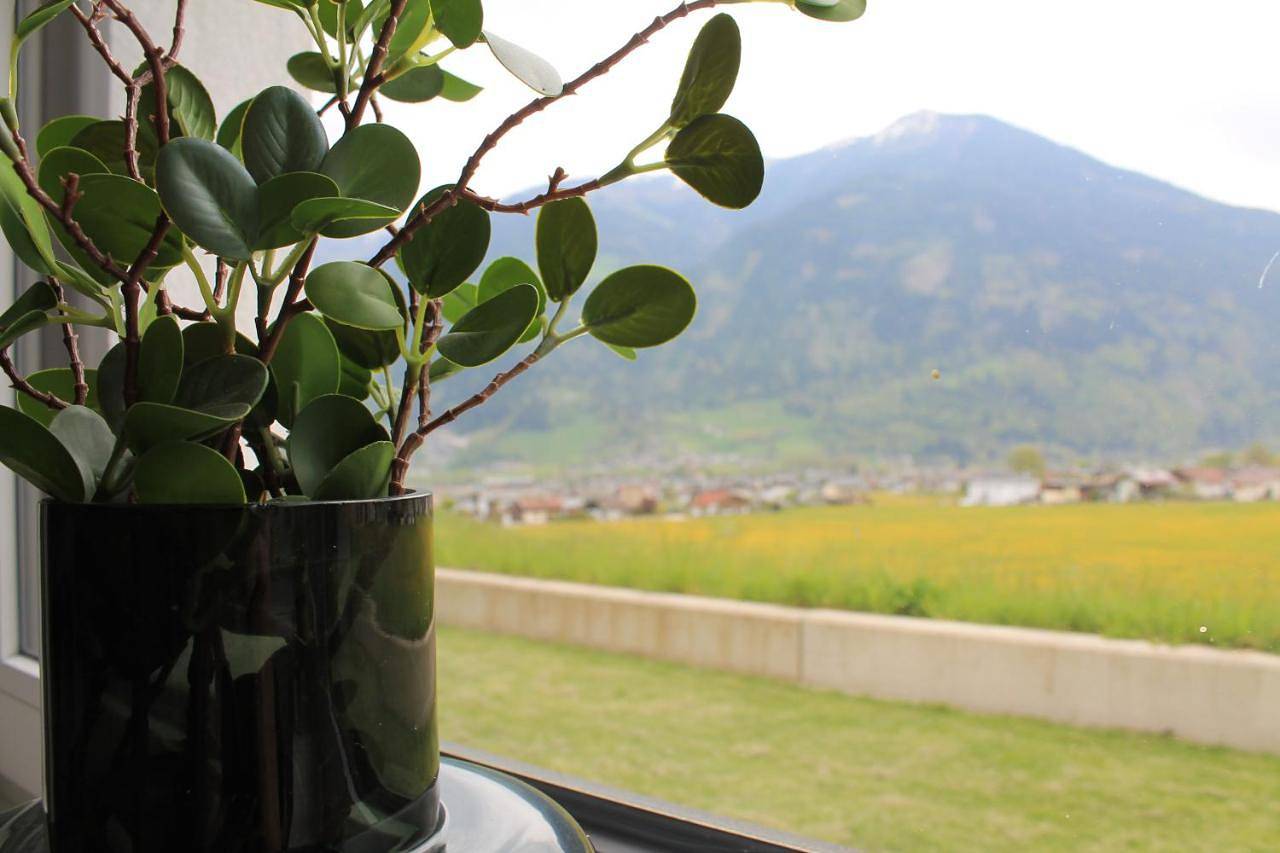 Ganze Wohnung, Ferienwohnung für 6 Personen mit Terrasse in Tuxer Alpen, Fügen