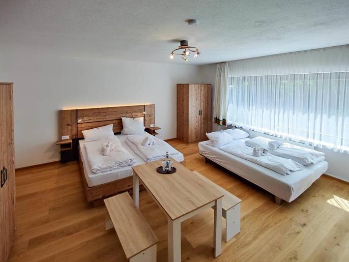 Hotel für 2 Personen, mit Terrasse und Garten sowie Pool und Sauna in Neukirchen (Niederbayern)