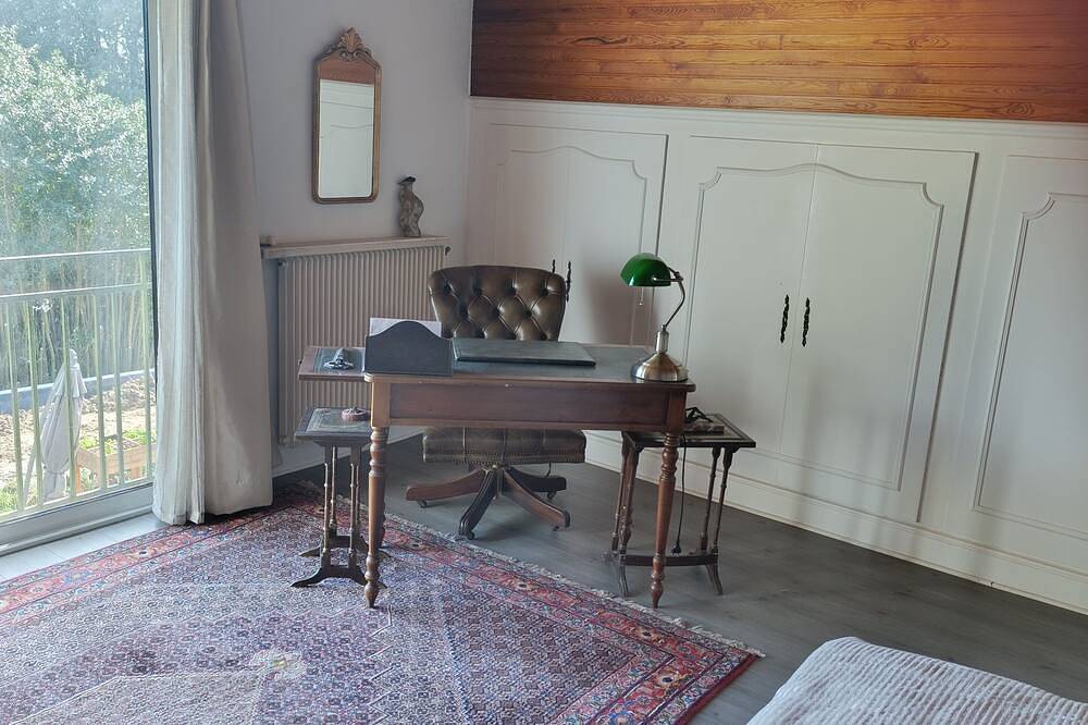 Tregouet 8 - Grande chambre d’hôtes de charme n° 4 – salle d’eau et Wc privatifs in Saint-Nazaire, Côte d'Amour