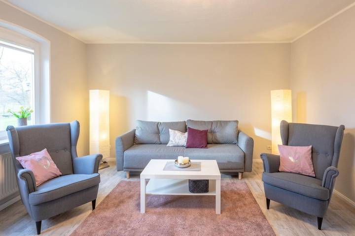 Ferienwohnung für 4 Personen, mit Terrasse und Garten in Lund (Husum)