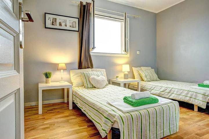 Location de vacances pour 8 personnes, avec jardin à Saint-Cézaire-sur-Siagne - 3