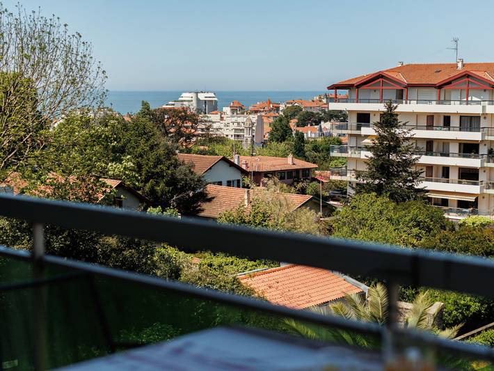 Ferienwohnung für 4 Personen, mit Balkon und Garten in Biarritz
