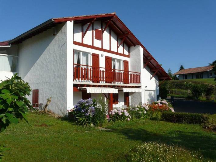 Maison de vacances pour 3 personnes, avec Terrasse et Jardin à Villefranque