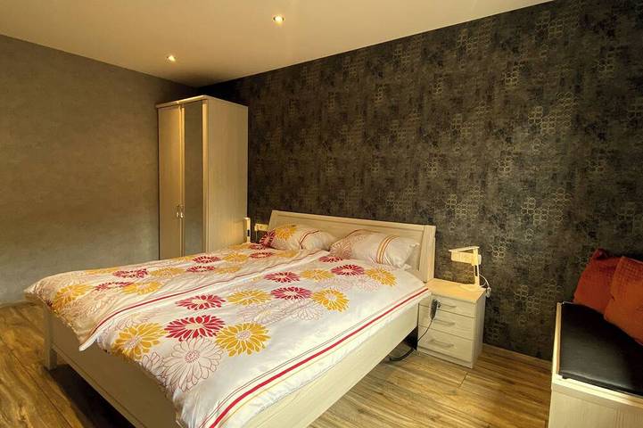 Ganze Wohnung, Ruhige Barrierefreie Ferienwohnung am Weiher in Schmidt Haustierfreundlich in Schmidt, Nideggen