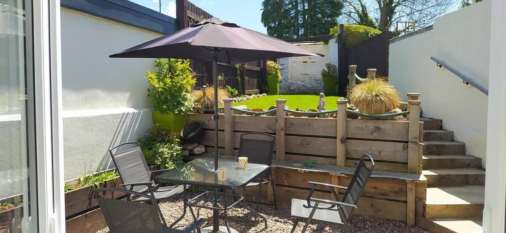 Holiday rental for 2 people, with Terrace and Garden as well as View in Kidwelly