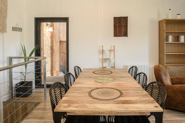 Gîte pour 7 personnes, avec Jacuzzi et Terrasse ainsi que Jardin et Piscine en Gironde - 4