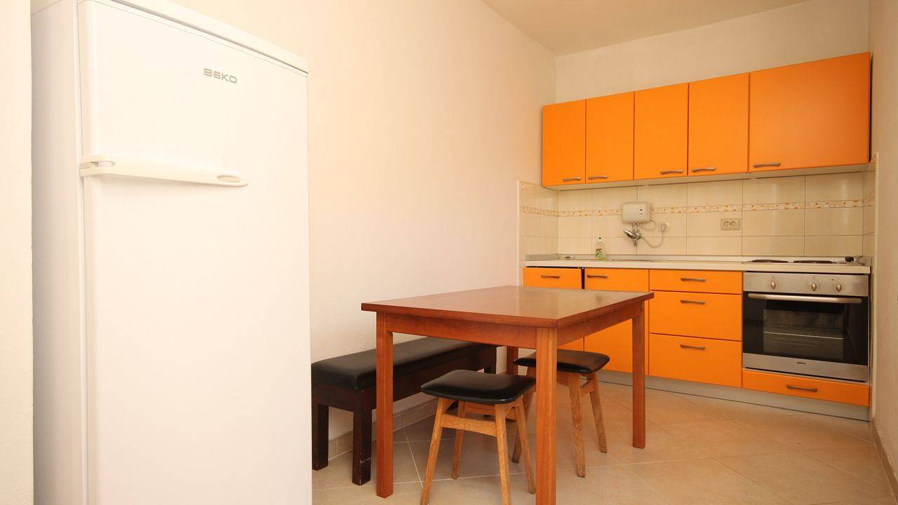 Ganze Ferienwohnung, Ferienwohnung für 7 Personen (79 m²) in Merašćica in Martinscica, Cres
