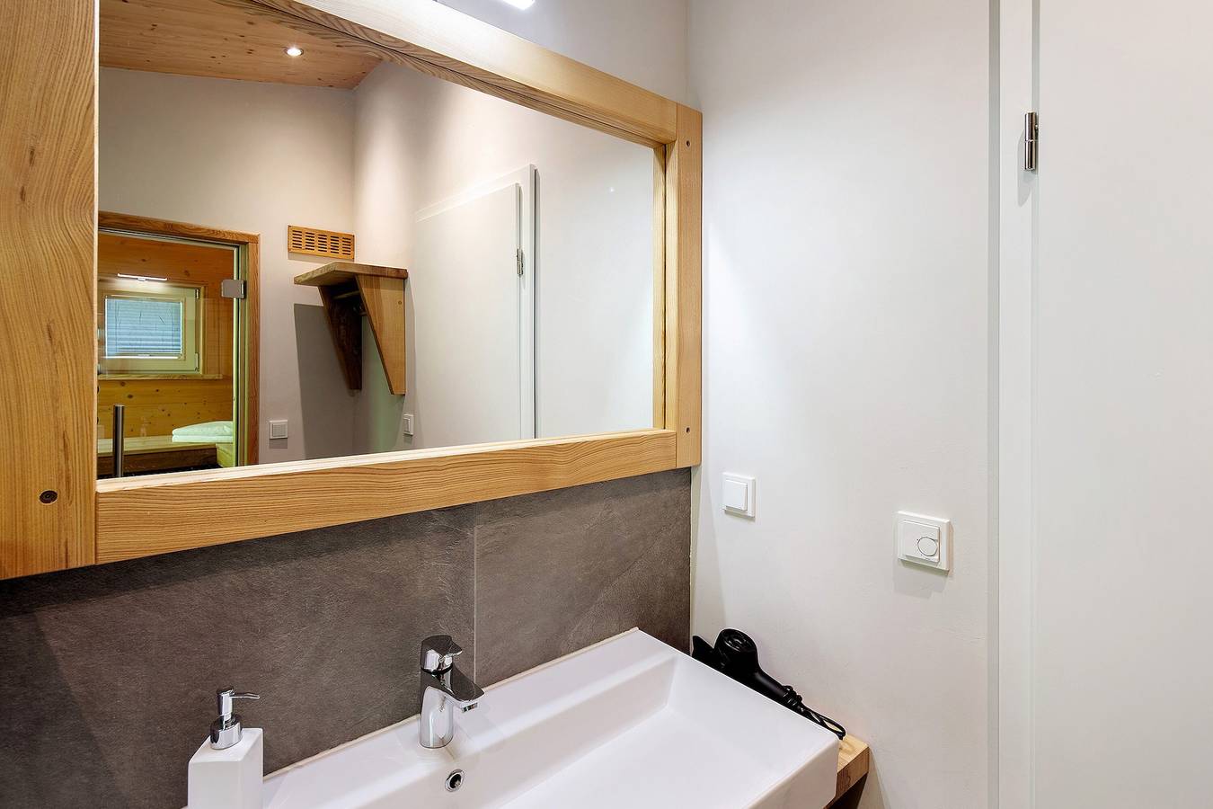 Vakantiehuis "Ferienhaus Das Kleine Paradies" met sauna, tuin en Wi-Fi, foto 15