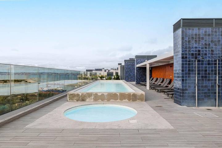 Gîte pour 4 personnes, avec terrasse ainsi que piscine et vue, animaux acceptés dans Barreiro - 2