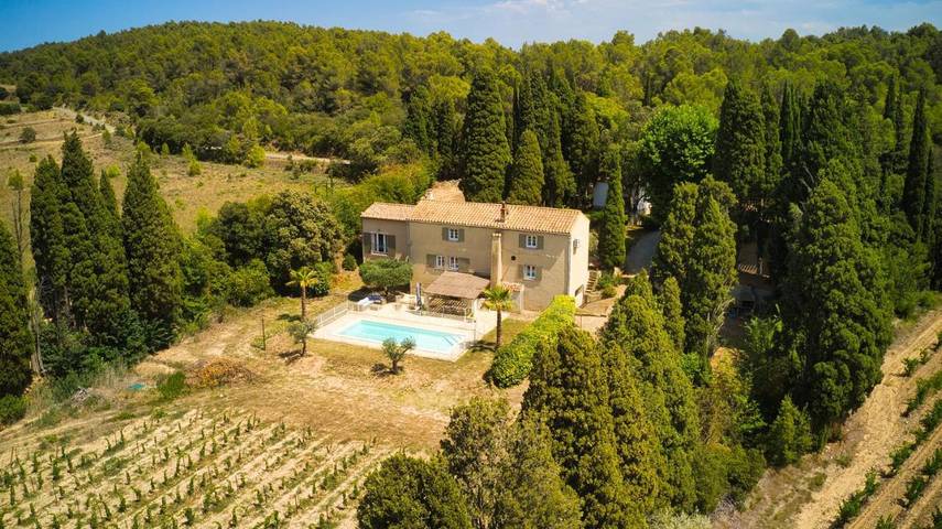 Maison de vacances pour 11 personnes, avec jardin ainsi que vue et piscine