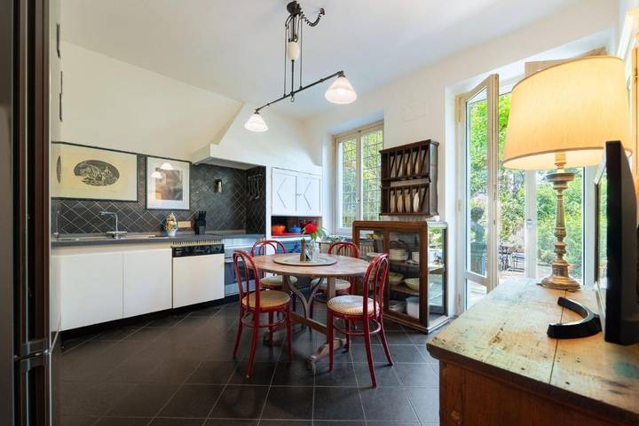 Villa pour 8 personnes, avec terrasse et vue, animaux acceptés à Florence - 4