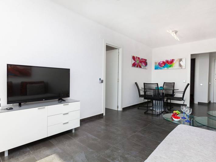 Ferienwohnung für 4 Personen, mit Kinderpool und Balkon sowie Garten in Miami Playa - 3