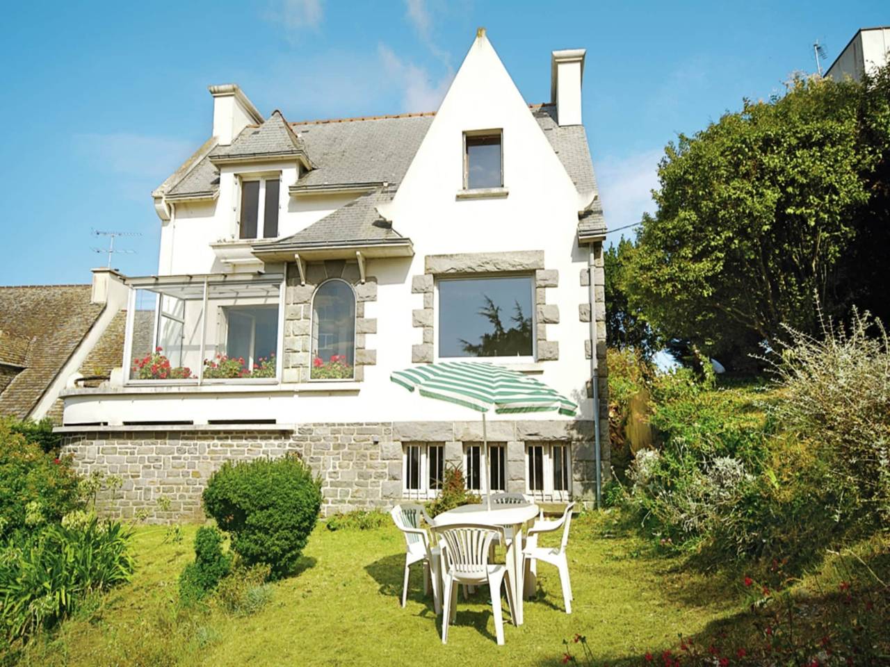 Maison De Vacances pour 7 Personnes dans Erquy, Côte d’Émeraude