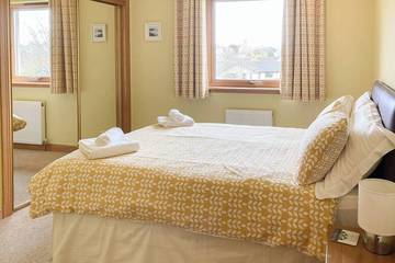 Log Cabin for 8 People in Nairn, Highlands, Photo 3